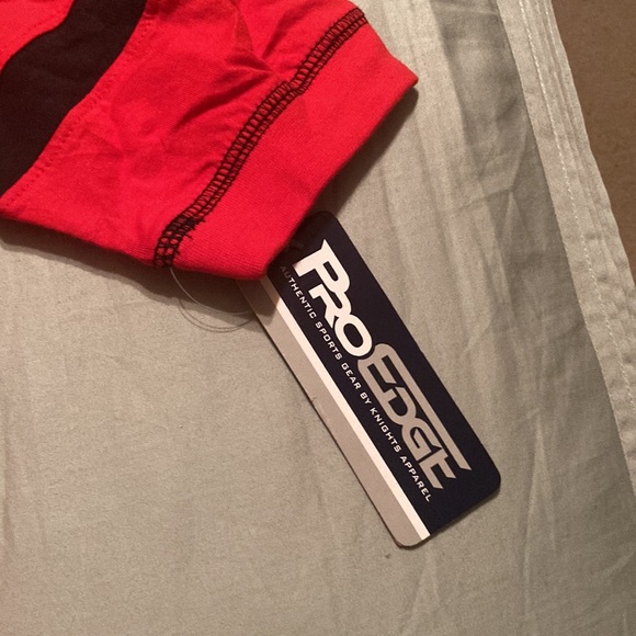 Red UGA ladies new t shirt georgia bulldogs - Picture 6 of 6